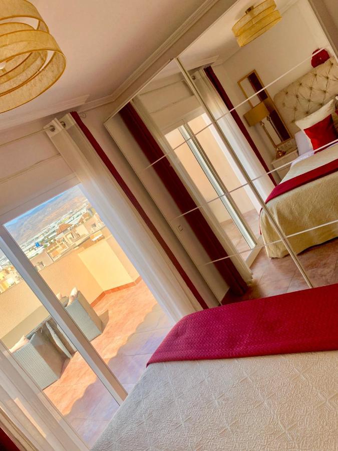 Atico Deluxe Entre Centro Y Playa Salinas Con Terraza, Wifi, Piscina Climatizada, Gym, Sauna Y Garaje -Smart Tv Roquetas de Mar Exterior foto