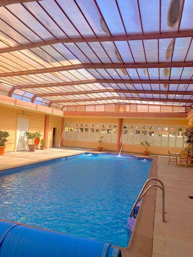 Atico Deluxe Entre Centro Y Playa Salinas Con Terraza, Wifi, Piscina Climatizada, Gym, Sauna Y Garaje -Smart Tv Roquetas de Mar Exterior foto